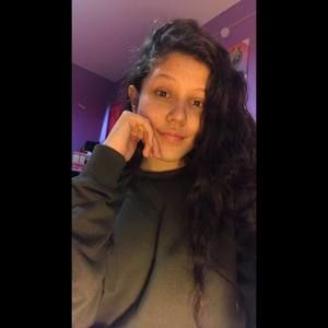 Meet your Posher, Fatima